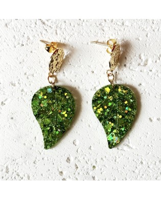 Elegant Jazzy Green Leaf Statement earrings